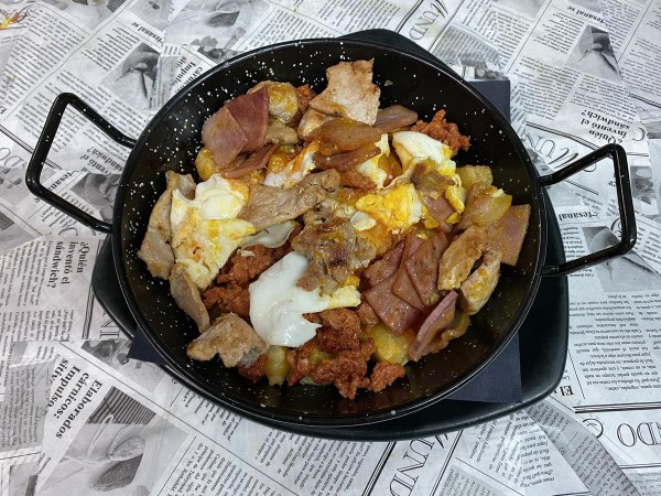 Huevos Rotos Completos