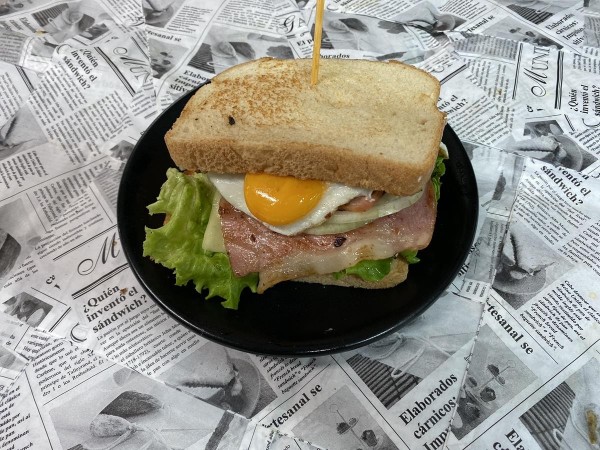 Sandwich de bacon completo